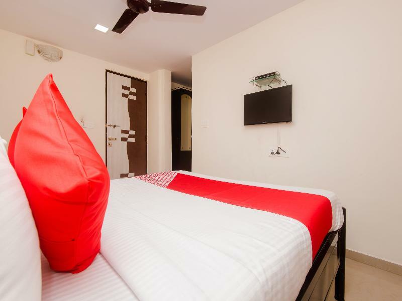 Oyo Flagship 756 Hotel Sarang Heritage Navi Mumbai Extérieur photo